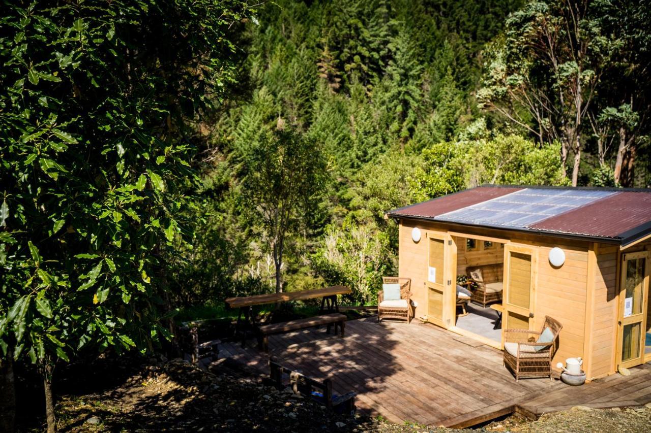 נלסון Maitai Whare Iti - Adventure Cabins & House מראה חיצוני תמונה
