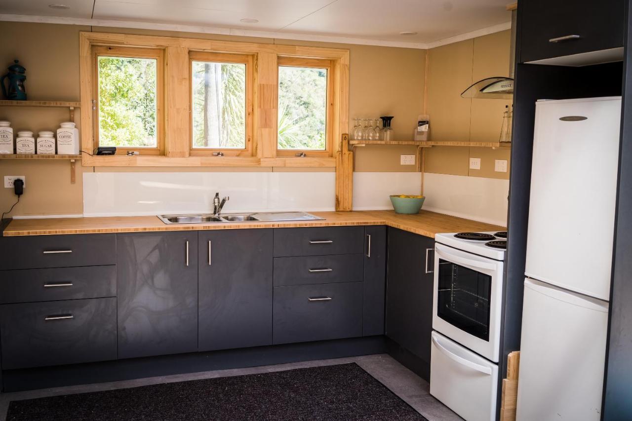 נלסון Maitai Whare Iti - Adventure Cabins & House מראה חיצוני תמונה